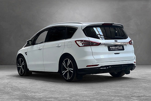 Ford S-MAX 11 of 30