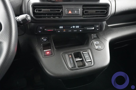 Peugeot Partner 17 of 23
