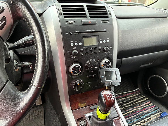 Suzuki Grand Vitara 6 of 6
