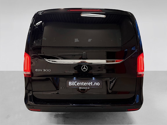 Mercedes-Benz EQV300 5 of 30