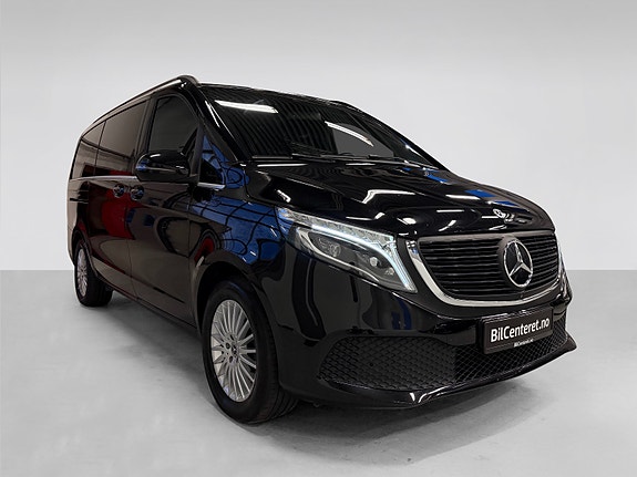 Mercedes-Benz EQV300 3 of 30