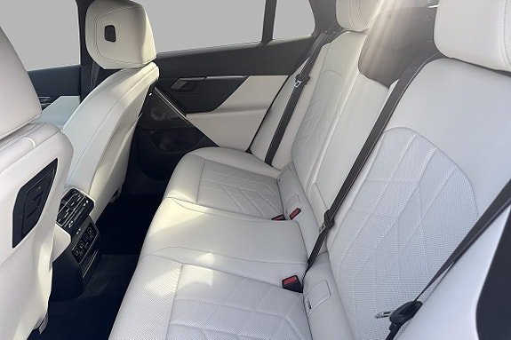BMW i5 17 of 22