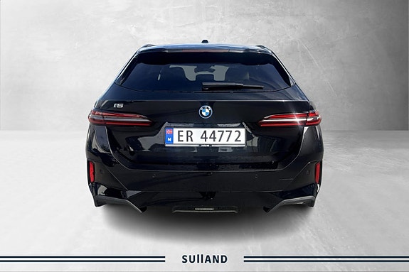 BMW i5 4 of 22