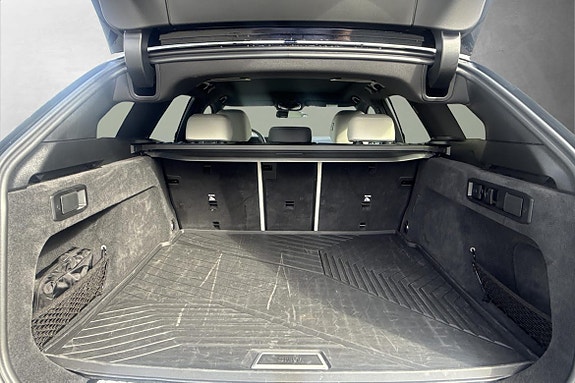 BMW i5 19 of 22