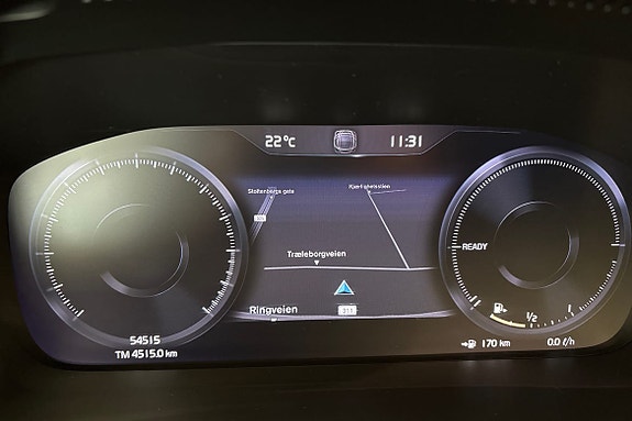 Volvo XC40 20 of 23