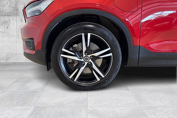 Volvo XC40 9 of 23
