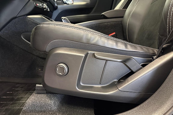 Volvo XC40 16 of 23