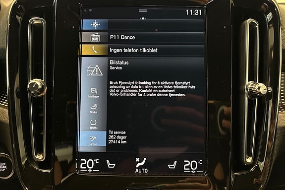 Volvo XC40 11 of 23