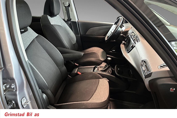 Citroen Grand C4 Picasso 18 of 20