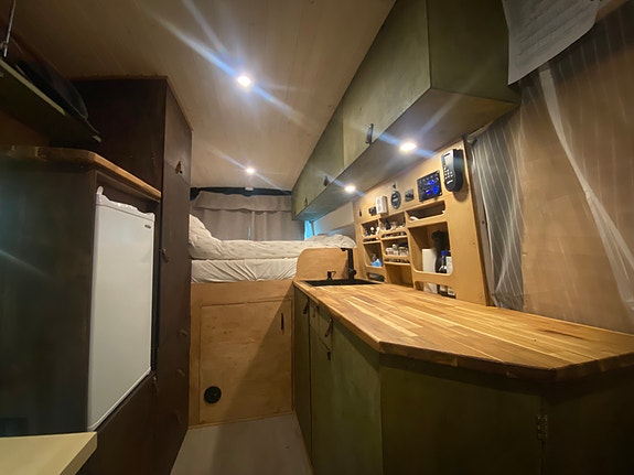 Ford Transit L4 Campervan 3 of 20