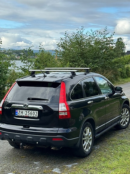 Honda CR-V 3 of 27