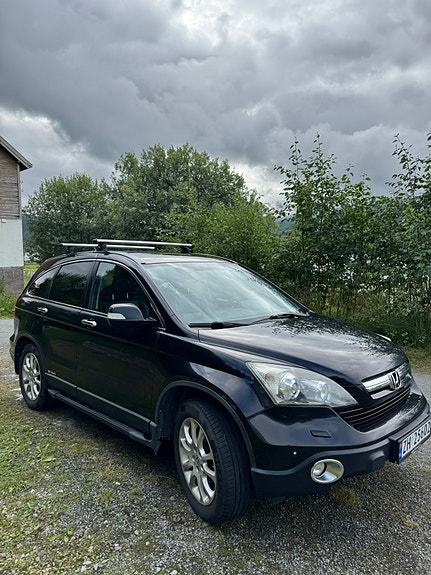 Honda CR-V 8 of 27