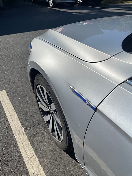 Volkswagen Passat 2 of 13