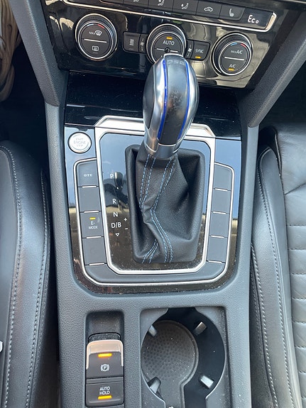 Volkswagen Passat 6 of 13