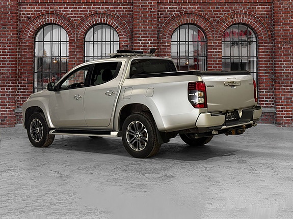Mitsubishi L200 16 of 30