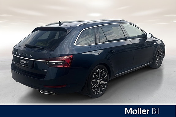Skoda Superb 5 of 26