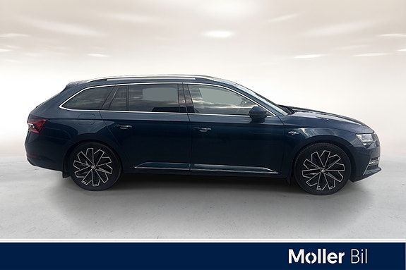 Skoda Superb 4 of 26