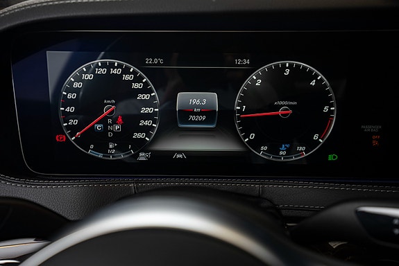 Mercedes-Benz S400 d 11 of 23