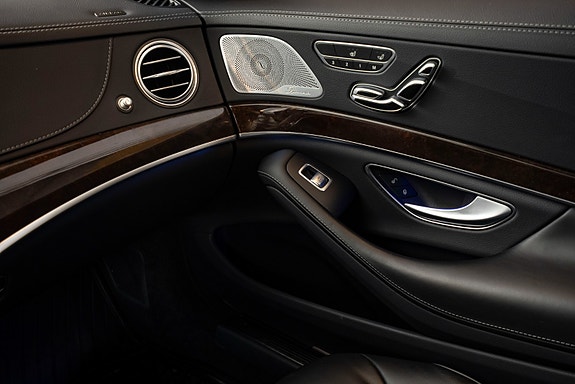 Mercedes-Benz S400 d 20 of 23