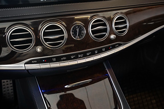 Mercedes-Benz S400 d 16 of 23
