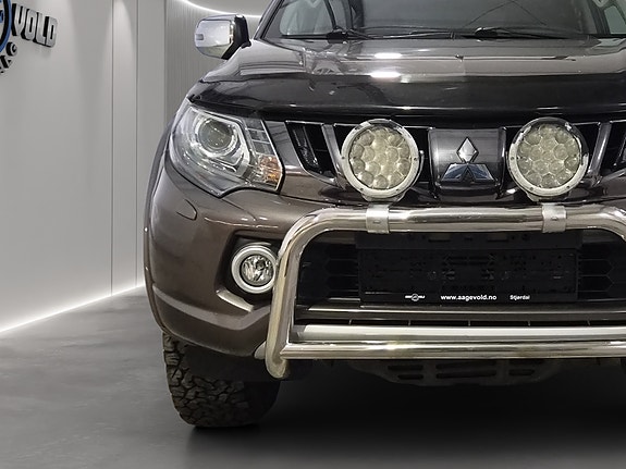 Mitsubishi L200 3 of 26