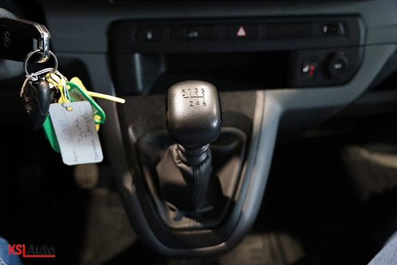 Toyota Proace 26 of 30