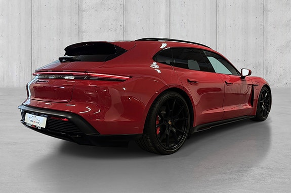 Porsche Taycan GTS 7 of 30