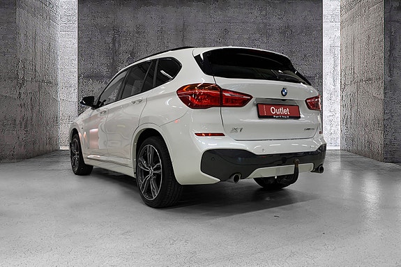 BMW X1 4 of 14