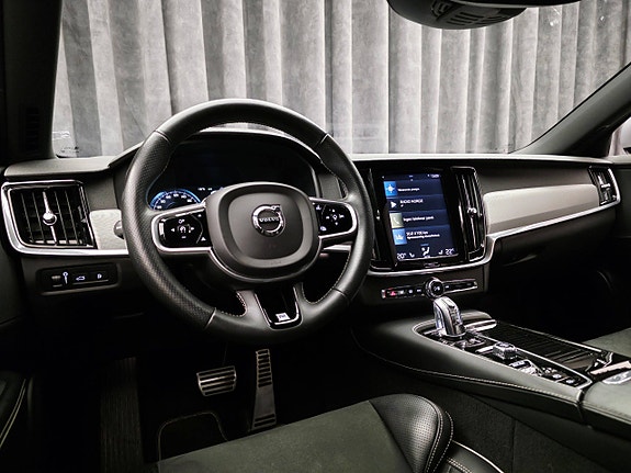 Volvo V90 21 of 30