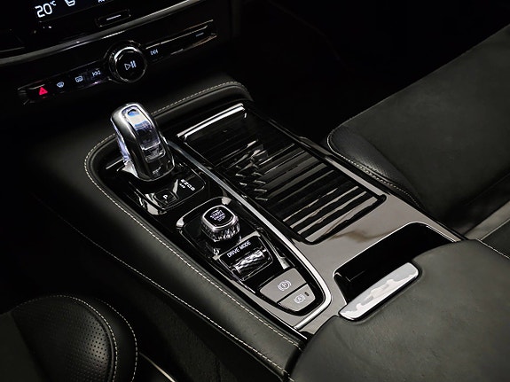 Volvo V90 27 of 30