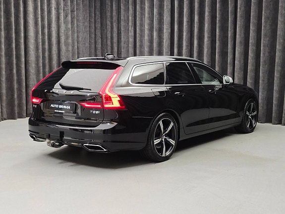 Volvo V90 7 of 30