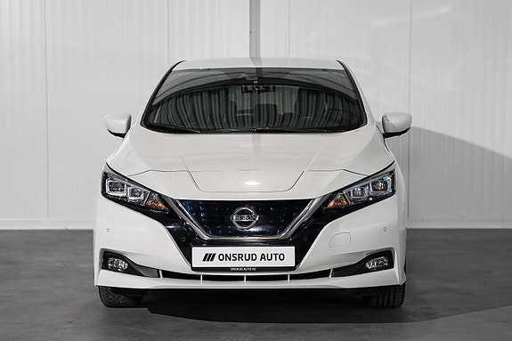Nissan Leaf 6 of 24