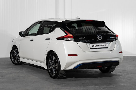 Nissan Leaf 5 of 24