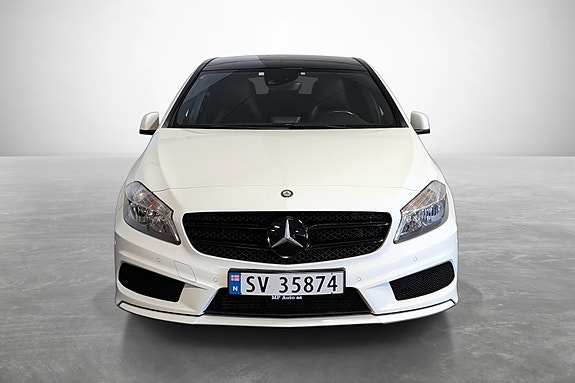 Mercedes-Benz A200 3 of 26
