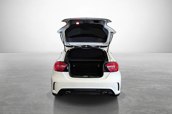 Mercedes-Benz A200 9 of 26