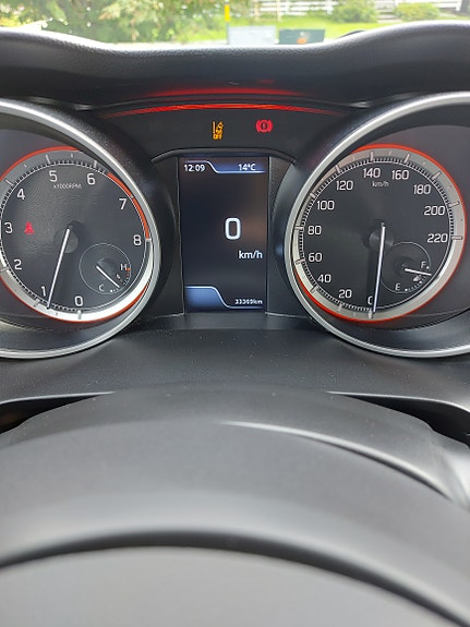 Suzuki Swift 3 of 8