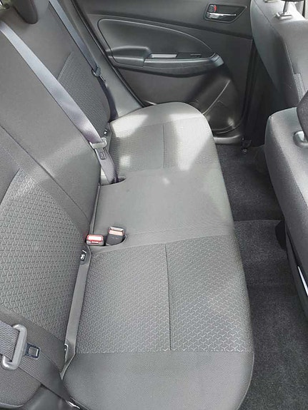 Suzuki Swift 6 of 8