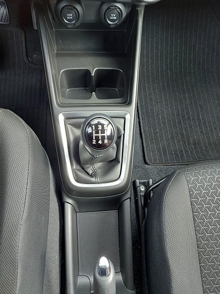 Suzuki Swift 5 of 8