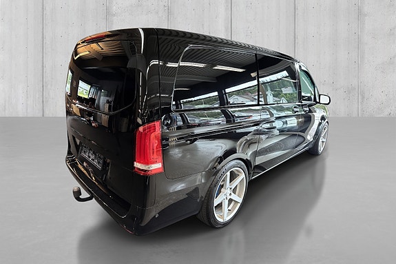 Mercedes-Benz Vito 5 of 23