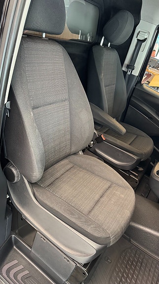Mercedes-Benz Vito 7 of 23
