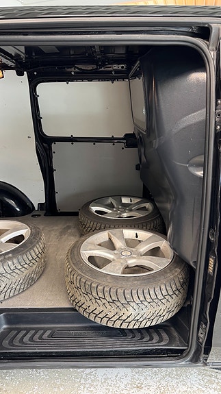 Mercedes-Benz Vito 18 of 23