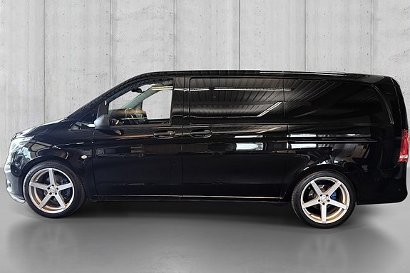 Mercedes-Benz Vito 3 of 23