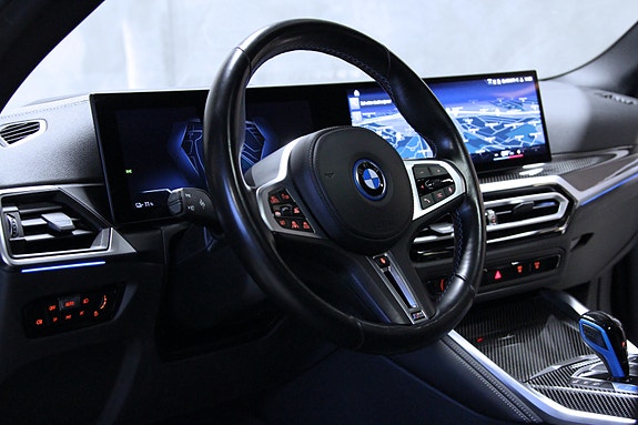 BMW i4 23 of 29