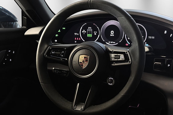Porsche Taycan 4S 20 of 30