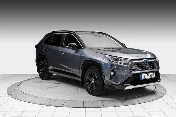 Toyota RAV4 3 of 21
