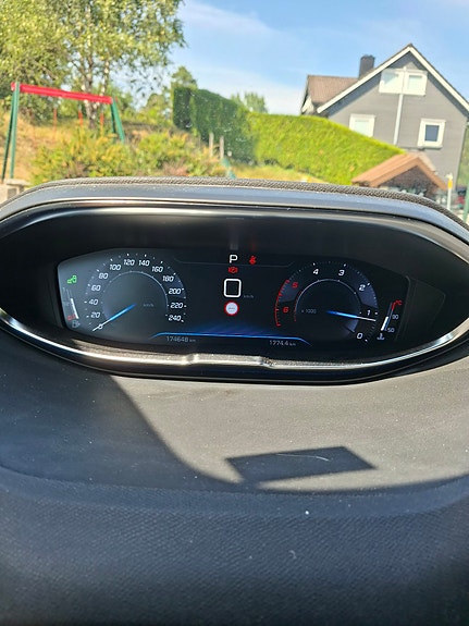 Peugeot 5008 5 of 20