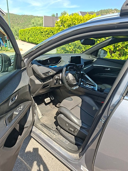 Peugeot 5008 10 of 20