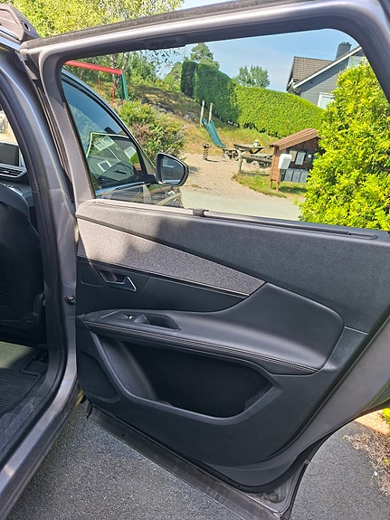 Peugeot 5008 15 of 20