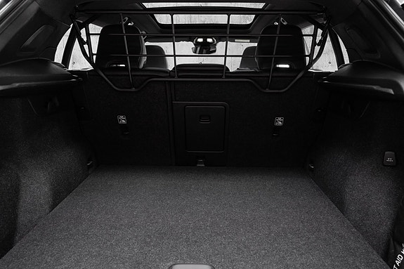 Volvo XC40 25 of 30