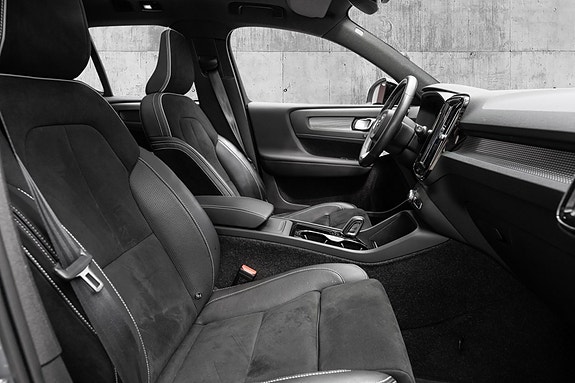 Volvo XC40 26 of 30